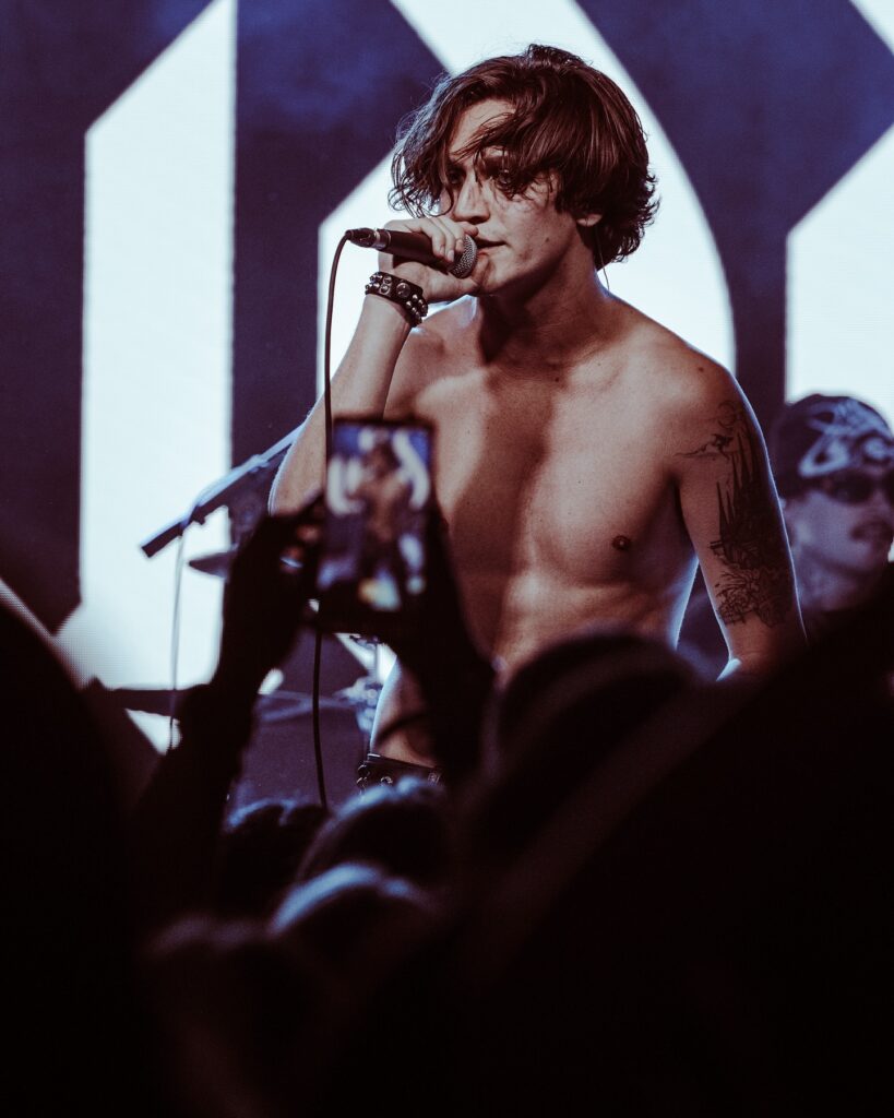 MARVIN Music News: Huddy’s Wildfire, Olivia’s Glasto Glow, Guns N’ Roses 2026, Jesse Jo & Yachty’s Cosmic Pairing, and Ice Spice’s Chaos Era