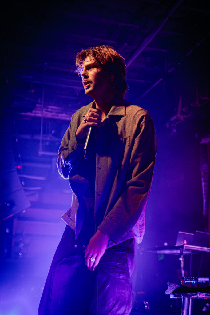 Ruel on performing his album Kicking My Feet and expanding his universe with a second part of the LP.